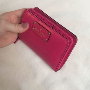 Never used Kate spade Cara wallet